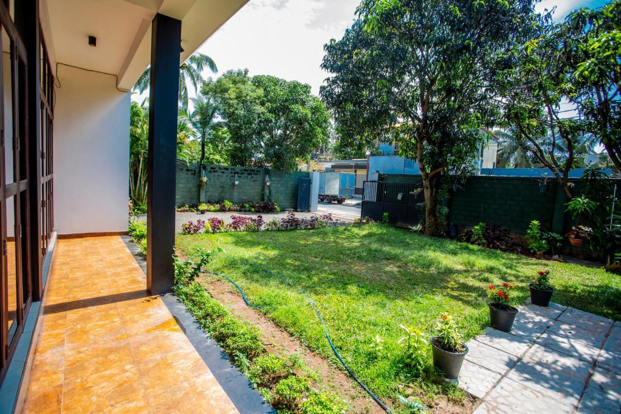 Anthuan Residence Negombo Kültér fotó